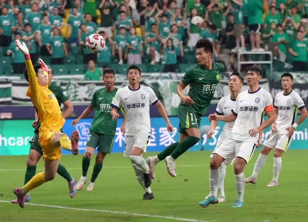 4比0！国安大胜武汉队，排名升至积分榜次席